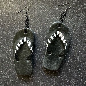 Goth mini flip flop earrings